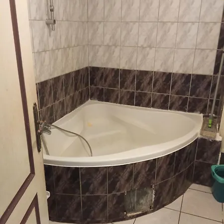 Quarto em Acomodações Particulares Privat In Einer Zu Vermieten *