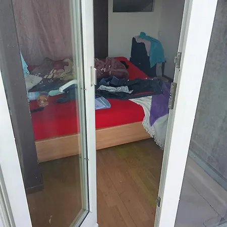 Privat In Einer Zu Vermieten Quarto em Acomodações Particulares *
